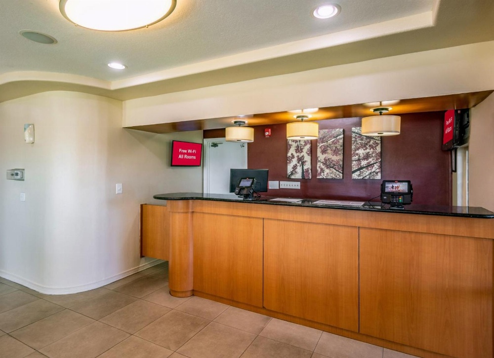 Red Roof Inn Orlando South - Florida Mall Image 6